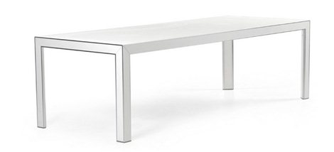 Plaza table